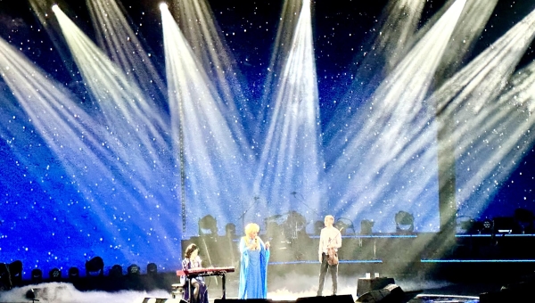 Koos Anne Veskiga on laval Hans Christian Aavik ja Karolina Aavik. FOTO: JA VIDEO: Kalev Annom